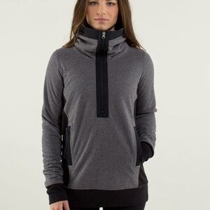 Lululemon Post Chaturanga Pullover Black / Ambient Grey / Black Size 4